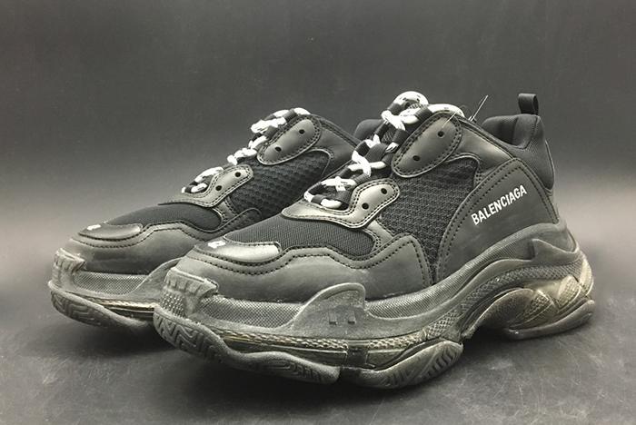BALENCIAGA TRIPLE S TRAINER 'CLEAR SOLE' - BALENCIAGA -BLACK 541624 W09O1 1000